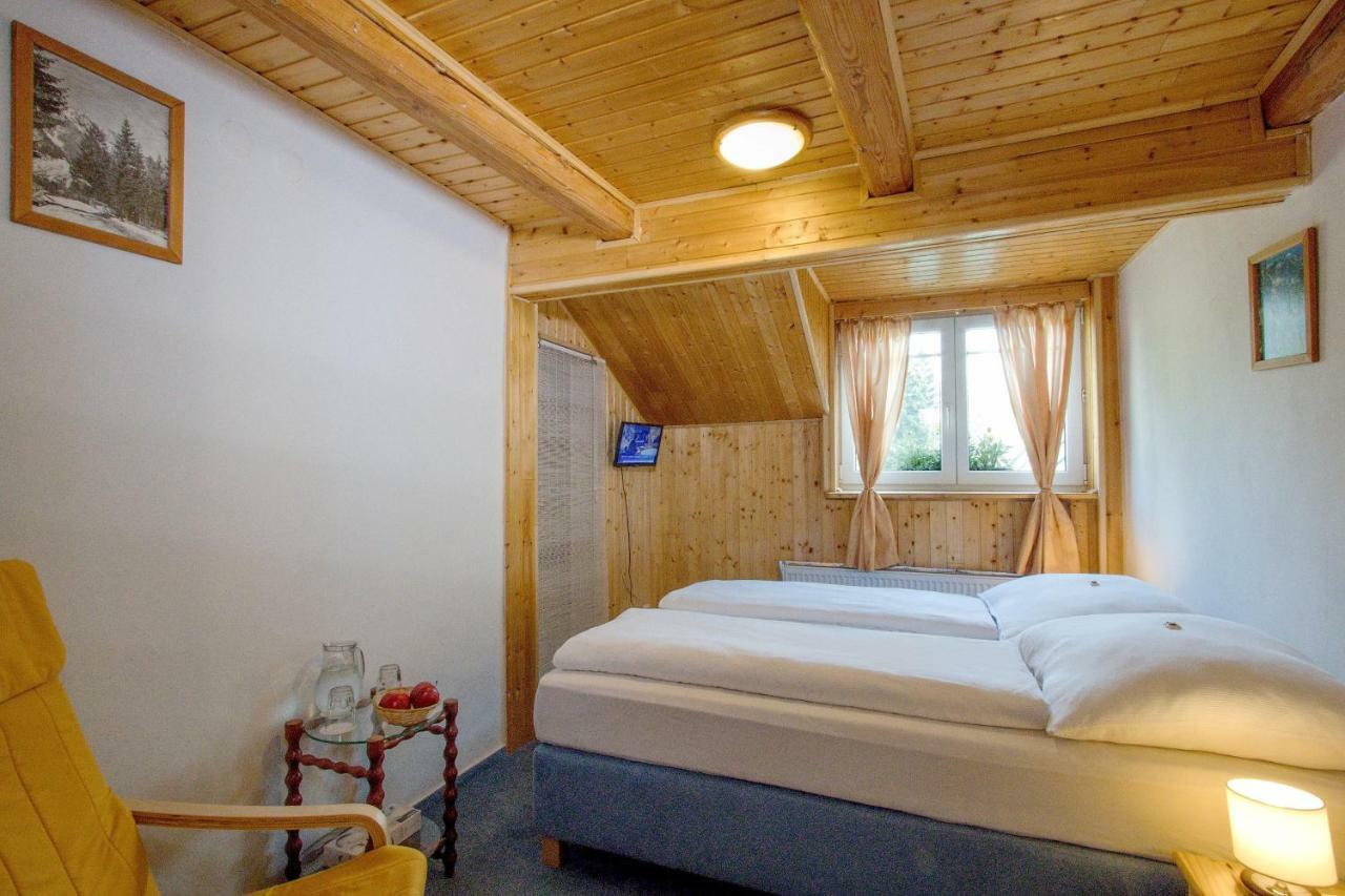 Rodinny Hotel Kaiser Desná エクステリア 写真
